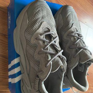 Adidas Originals OZWEEGO SHOES Grey 6.5